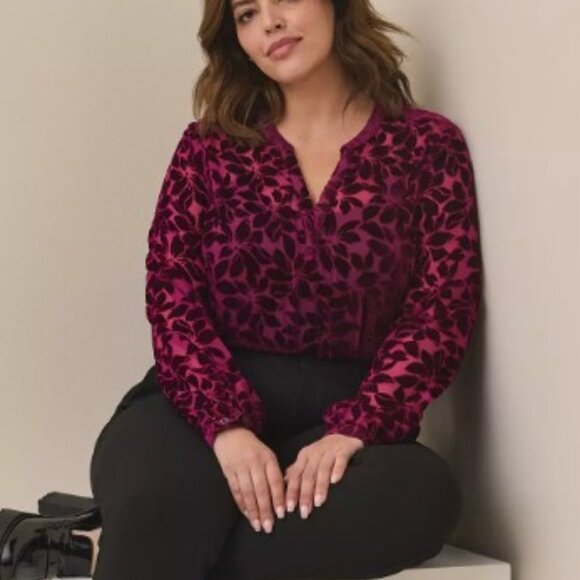 Torrid Brand Women's Size 1 Velvet Burnout Hi-Low Pullover Long Sleeve Top - Picture 2 of 7